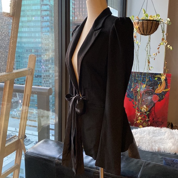 Elizabeth and James Fitted Structured blazer jacket with silk tie around waist - Picture 5 of 17